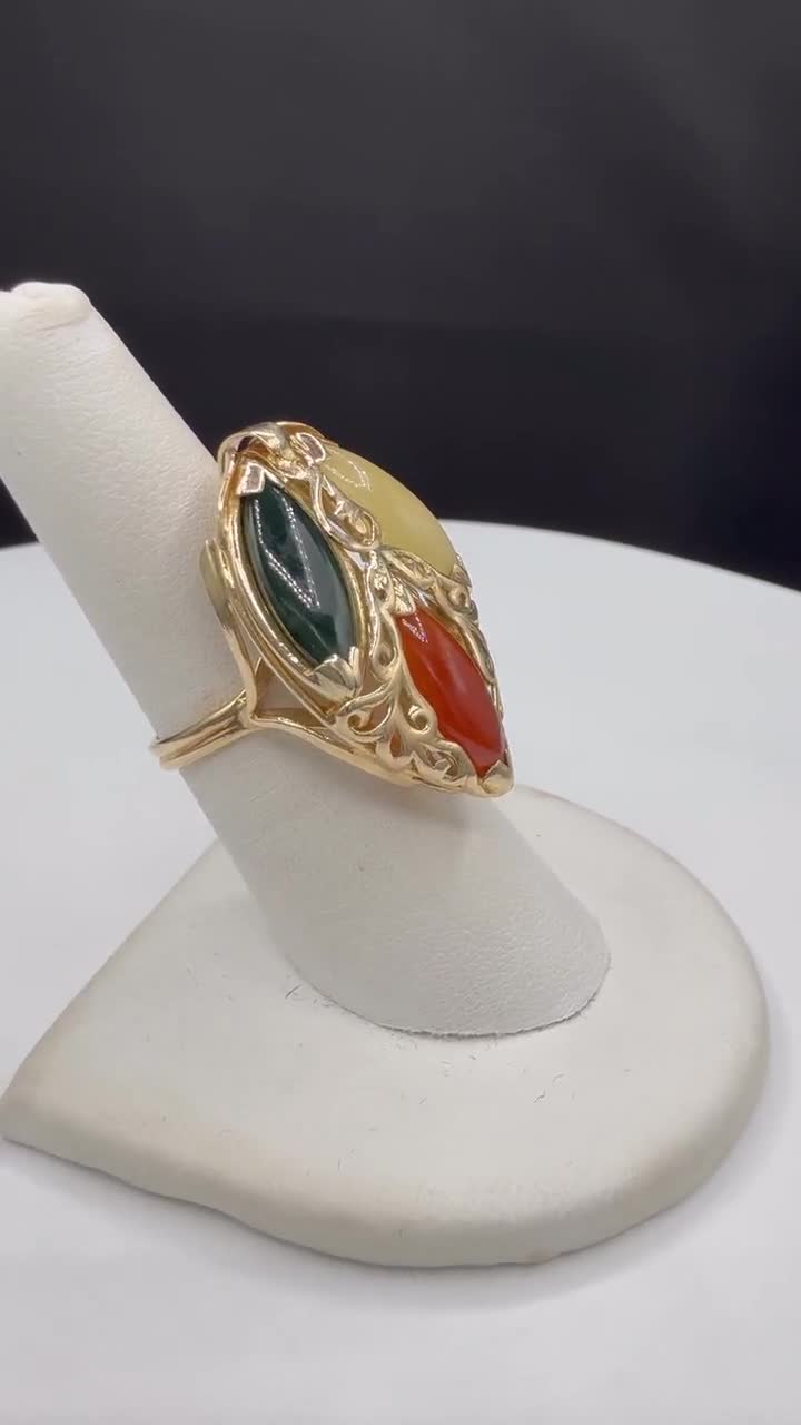 Vintage 14K Gold Natural Tri-color Jade Cocktail Ring 3 Stone