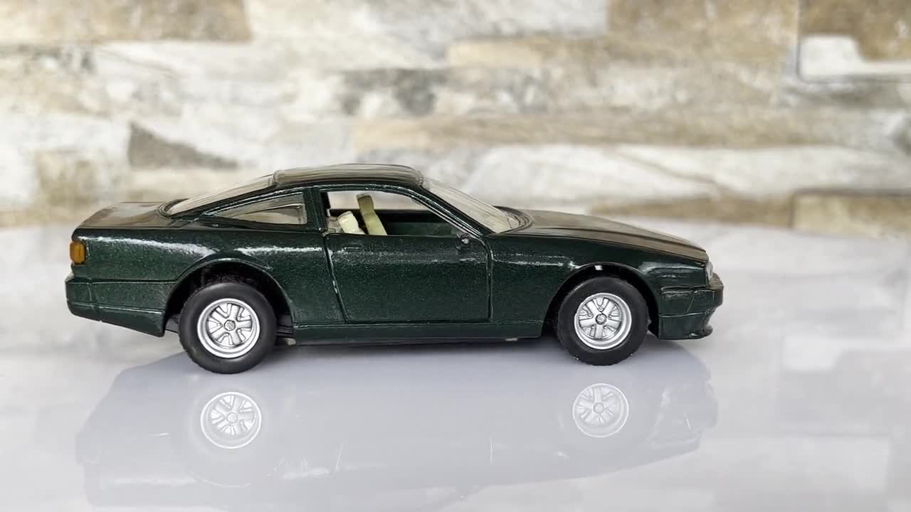 Aston Martin Virage 1991 Model , Vintage Car Model, Diecast Model