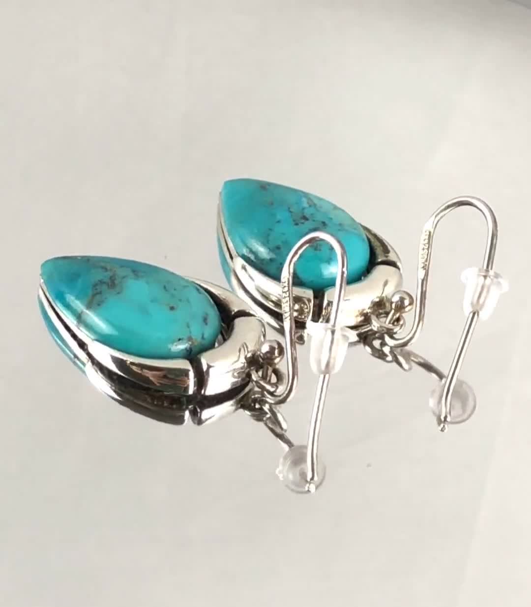 Vintage hotsell Sally C Treasures Sterling Silver Malachite Earrings