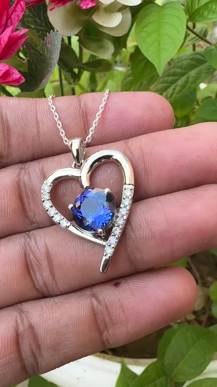 25 Ct Natural Blue Sapphire Heart Pendant 925 Silver Necklace Lab