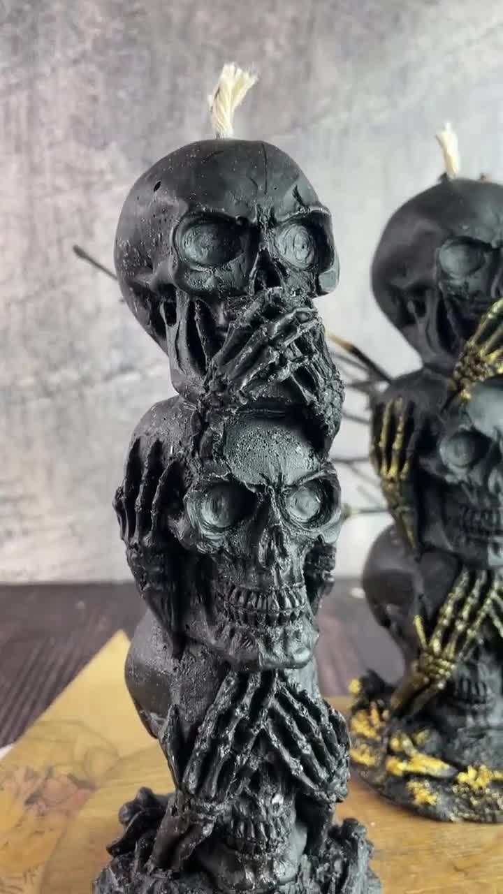 Mystical Triple Skull Candle: Gothic Ritual Decor for Witchcraft
