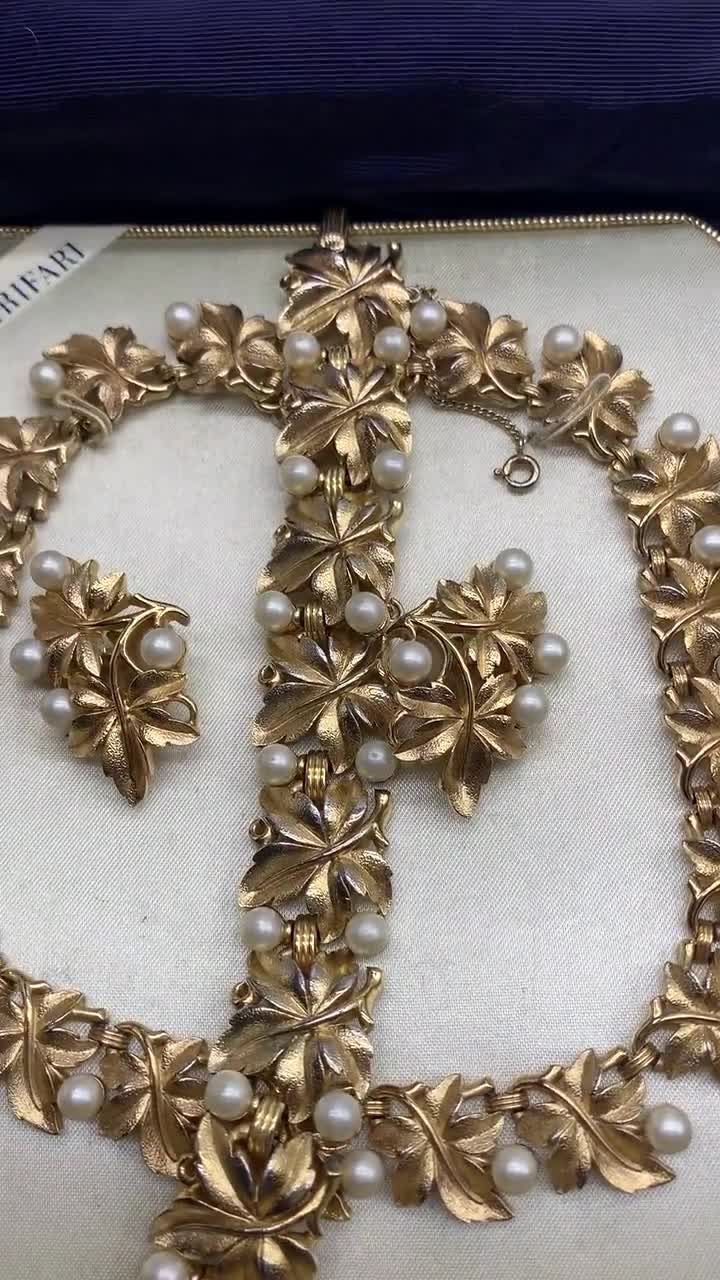 Trifari Rare EVE Gold Fig Leaves & Pearls Set - Necklace