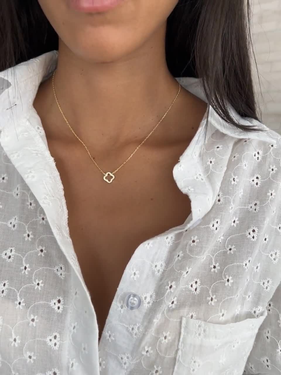 【Numbering】関税/送料込み Small Ribbon Necklace Dainty Minimalist Clover Necklace, Tiny 14k Gold Clover