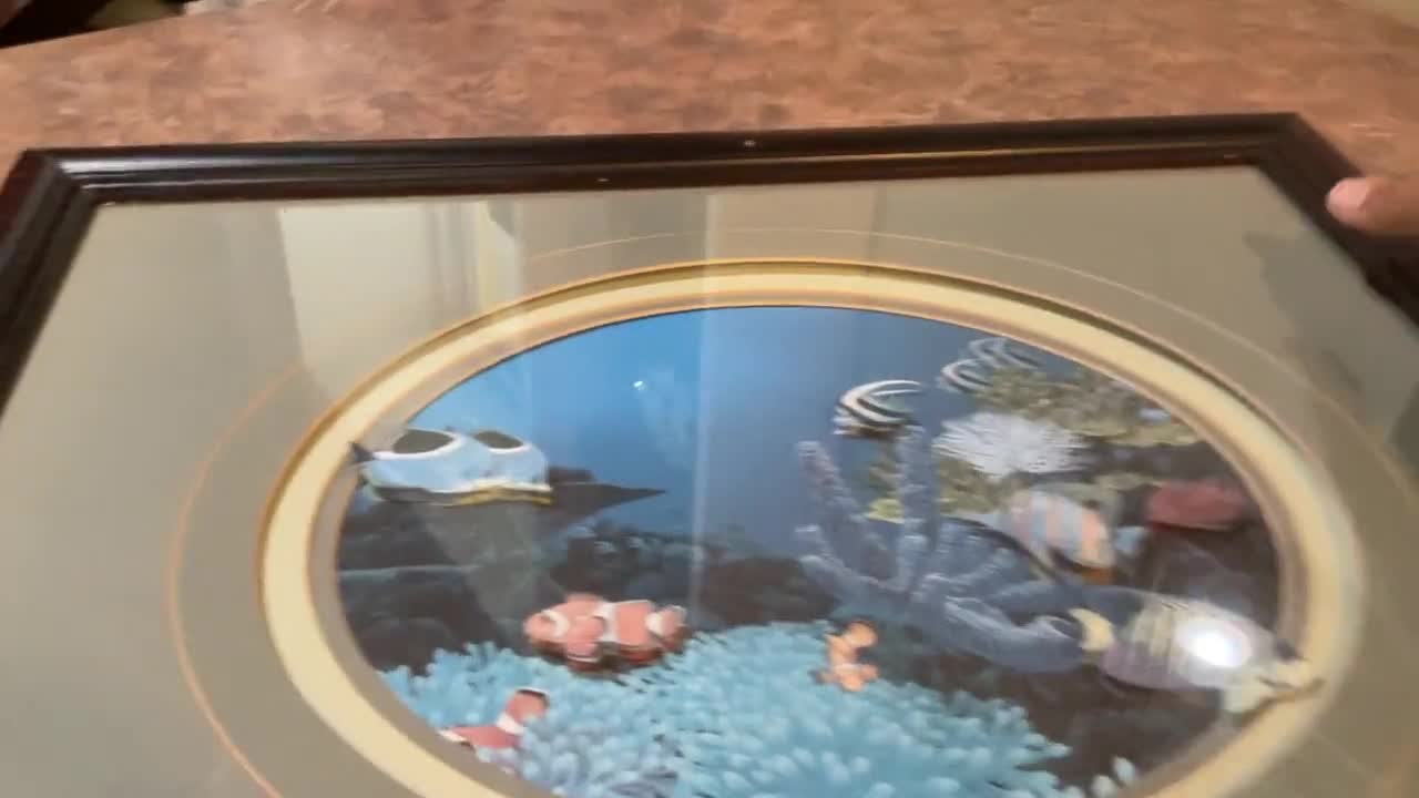 クリスチャン・リース・ラッセン、海洋生物のホイルフレームプリント