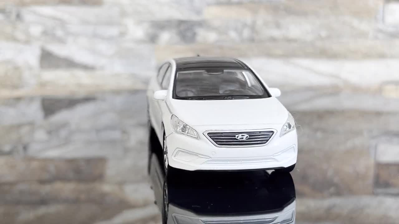 Hyundai Sonata model car scale 1 36 model car 1 36 diecast car collectible item Hyundai Diecast