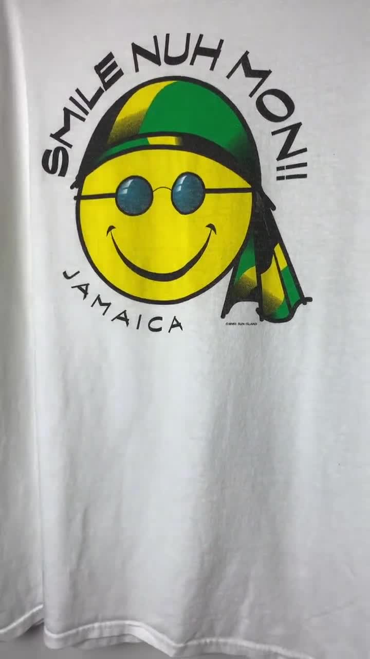 Vintage Smile Mon Graphic T-shirt Streetwear Retro Style Graphic