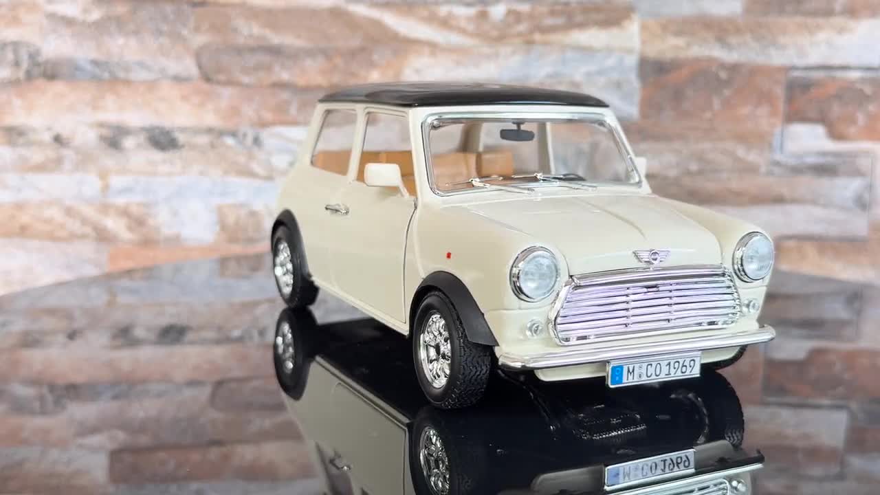 Mini Cooper 1969 | 1/18 Diecast Model Car | 1/18 Scale Model Car