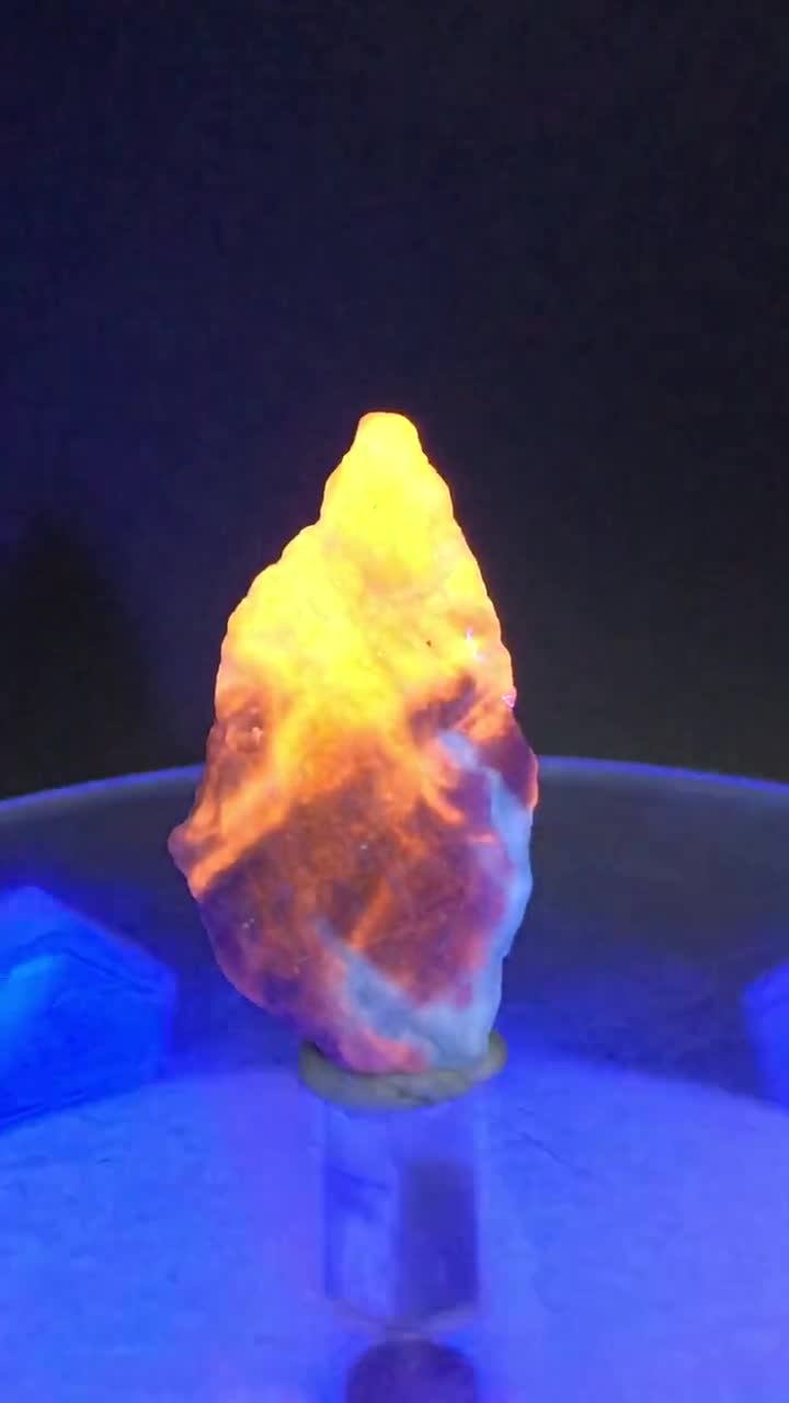 Haüyn/Hauyne natural mineral 19ct, Afghanistan
