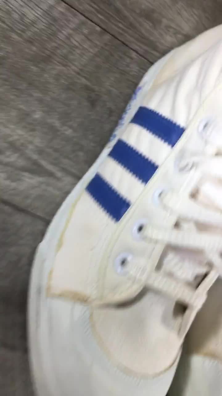 Vintage Adidas White / Blue Canvas High Top Made in Taiwan Trainers  Sneakers Shoes Mens Size 8.5