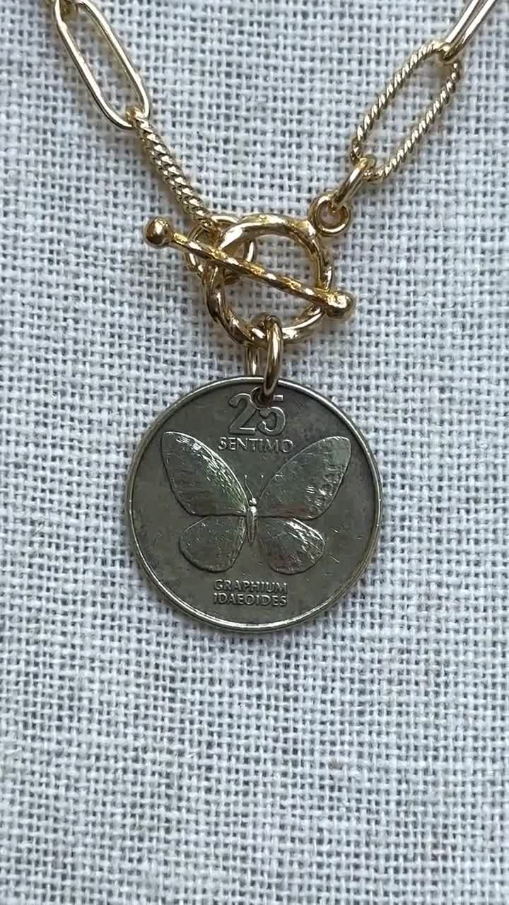 フィリピン25センティモ硬貨ネックレスペンダント。蝶のデザイン。3