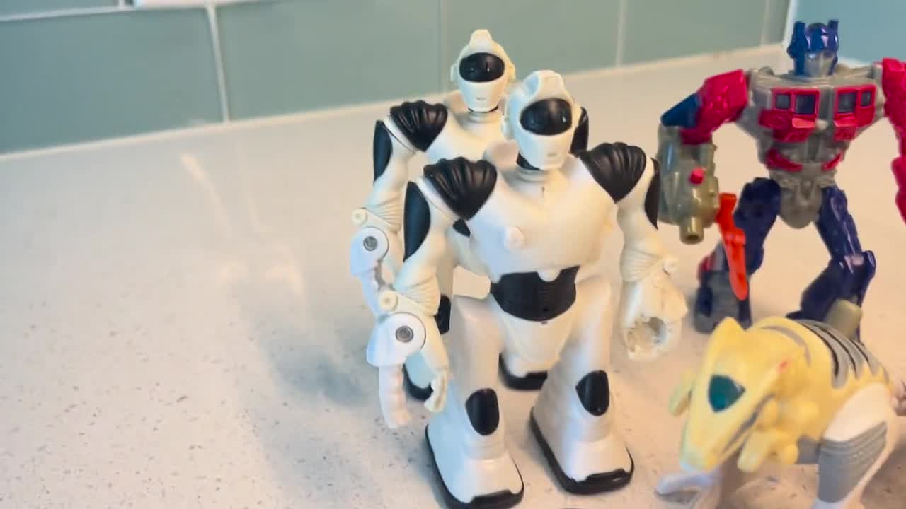 マクドナルドのハッピーセットおもちゃセット – トランスフォーマー
