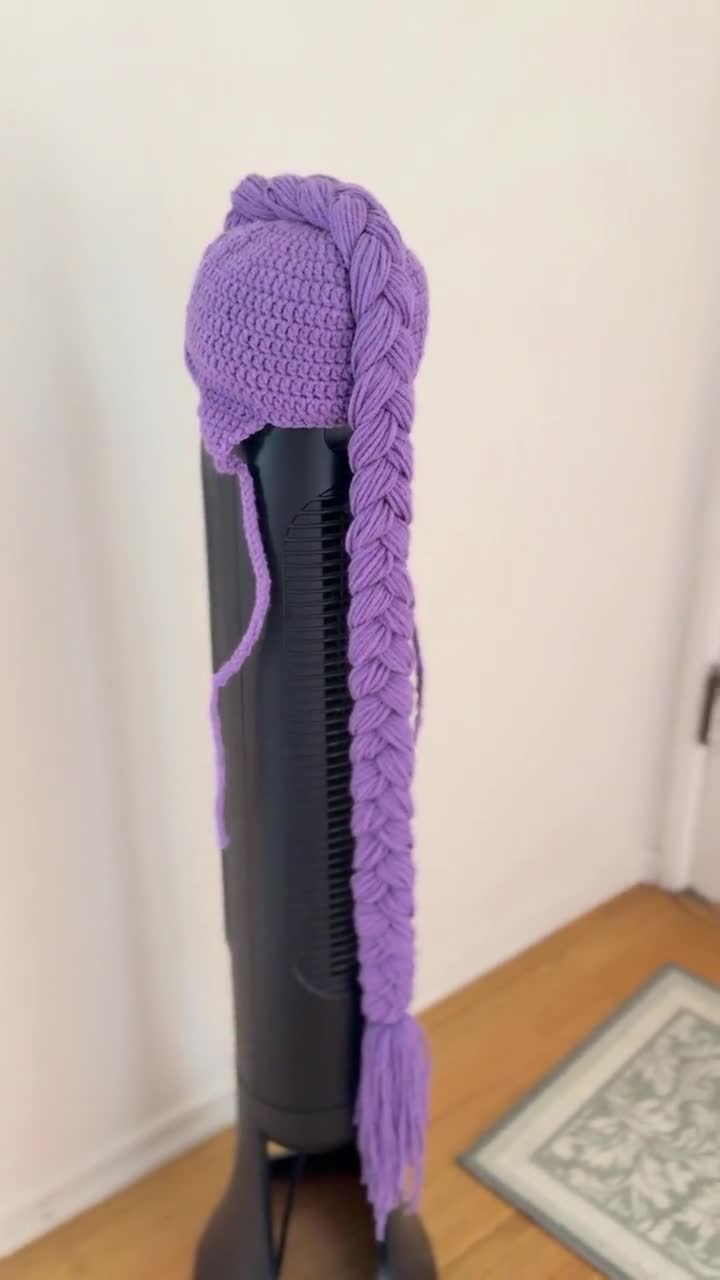 Rumi Beanie (Kpop Demon Hunters) video poster