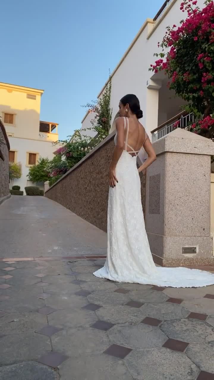 Gorgeous Sparkling Wedding Dress With Deep Plunge Neckline and Sexy Open  Back, Custom Made Wedding Dress With Hand Beading 