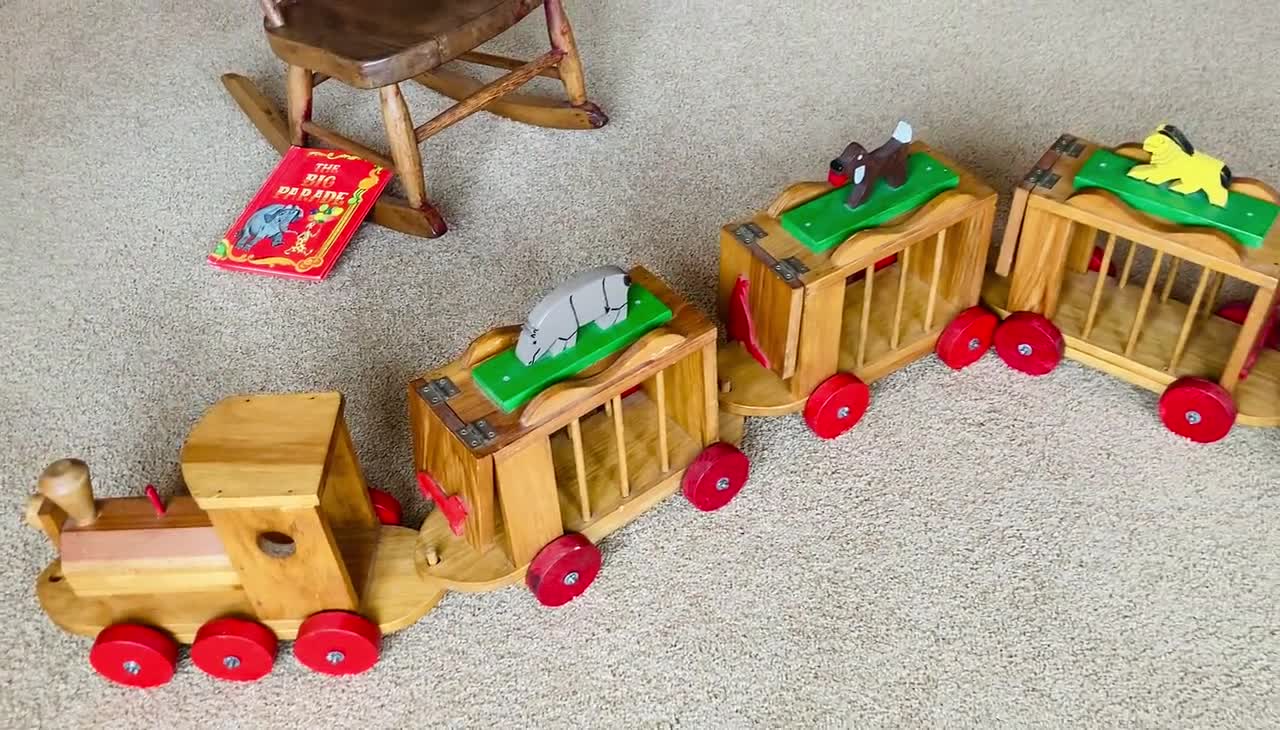 Wooden Circus Train 6 Foot Vintage Pull Toy Handmade Solid Pine Engine and  Cars Gift for Child - Etsy