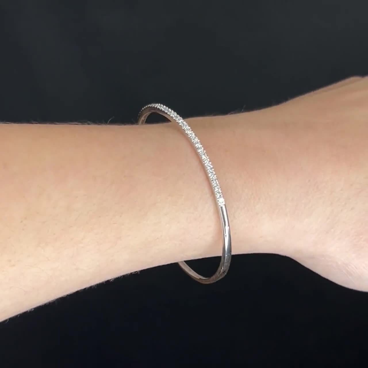 1.0 カラット ダイヤモンド バングル ブレスレット 18K ホワイト