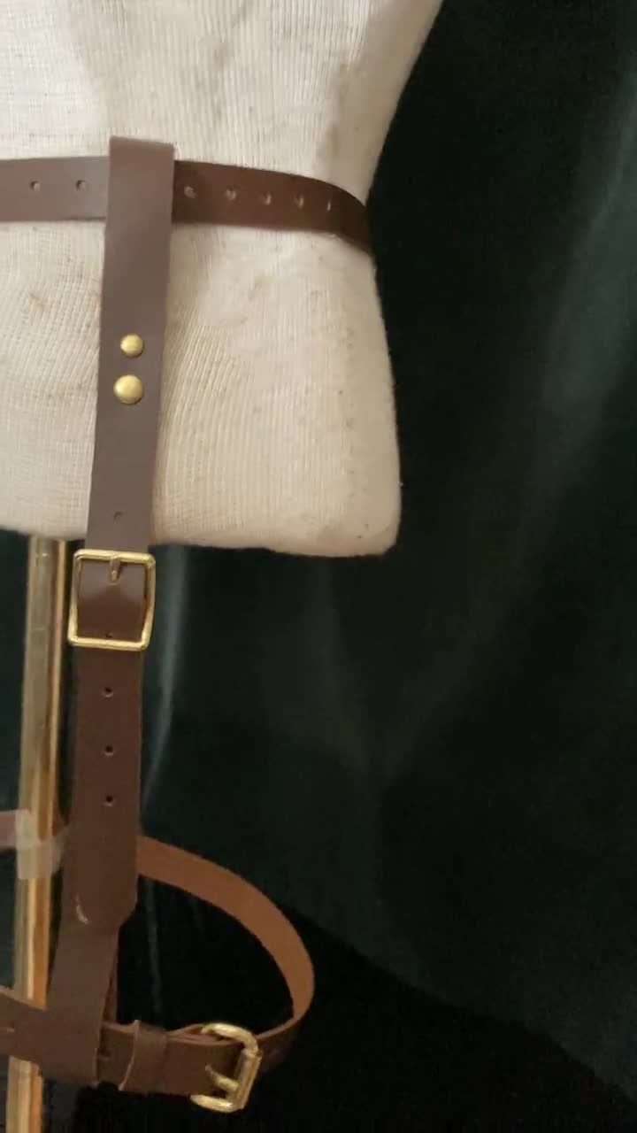 Leg Harness and Belt, Steampunk Wasteland Leather Adjustable Garter/ Holster  & Belt Brown, Black, Leather/ Brass Antique Brass Solo Costume -  Canada