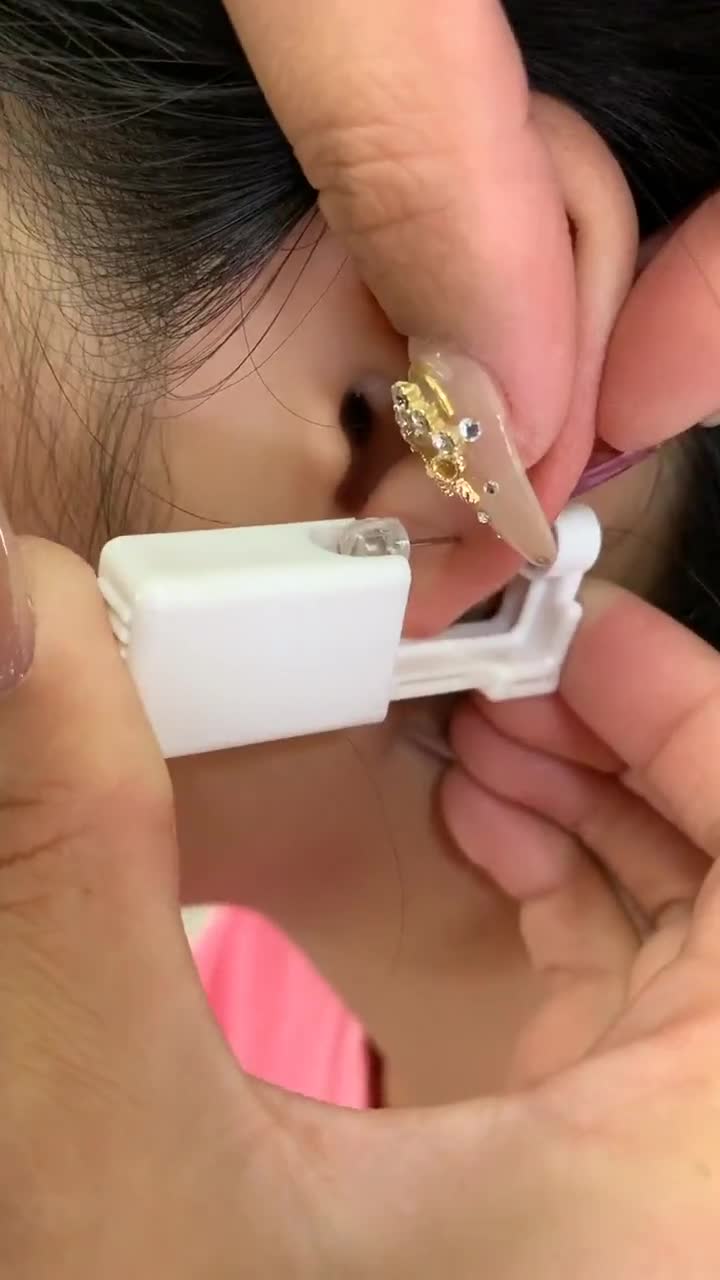 Disposable Ear Piercing Unit Kit - Birthstones Silver Gold Stud Earring Gun  Home