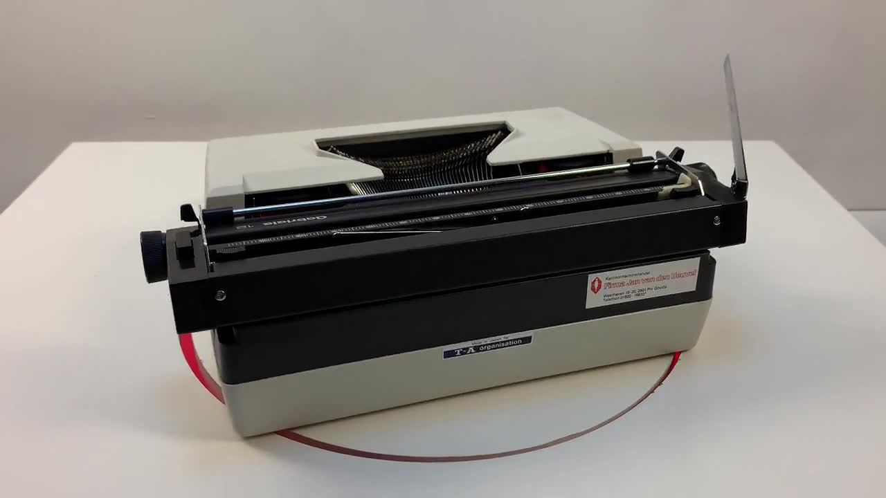 Vintage Retro Triumph Gabriele 12 Portable Typewriter