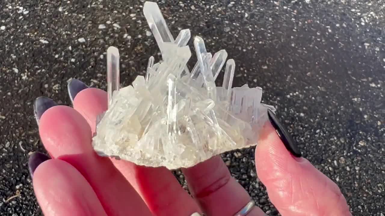 コロンビア産ブルーミストクォーツクラスター、クリアクリスタル