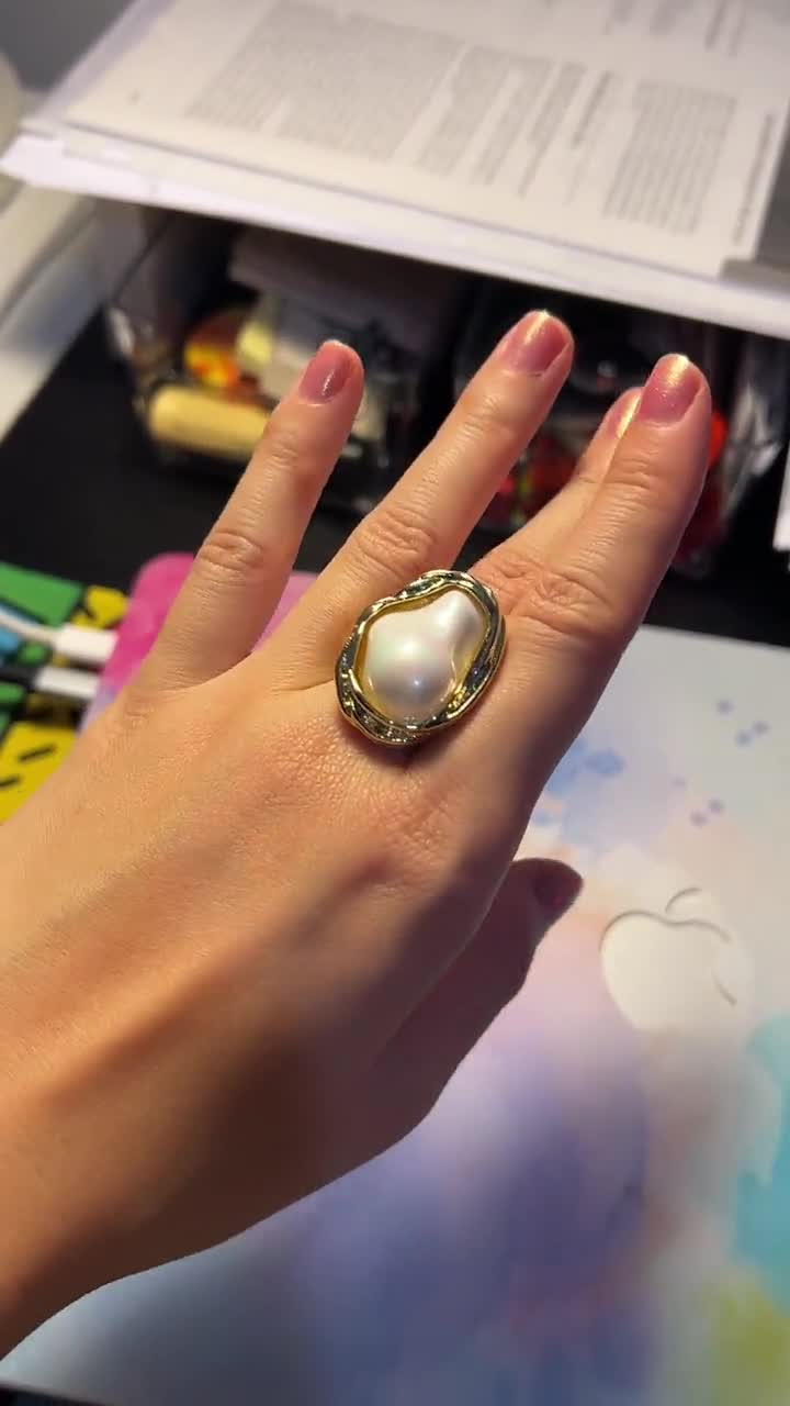 Vintage Mother of Pearl Ring - Elisabeth - 5