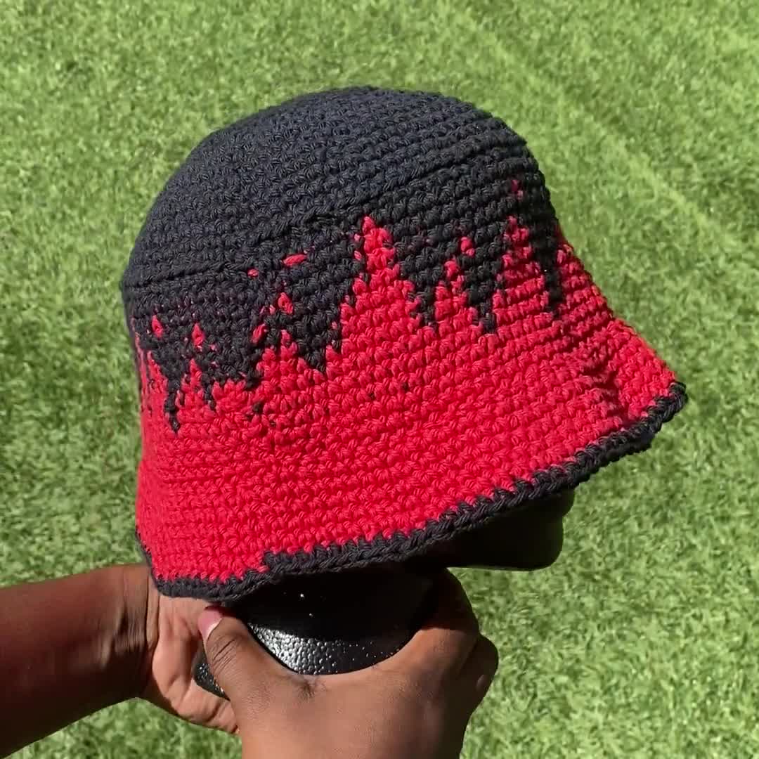 Red Heart Winter Trellis Hat Crochet Kit