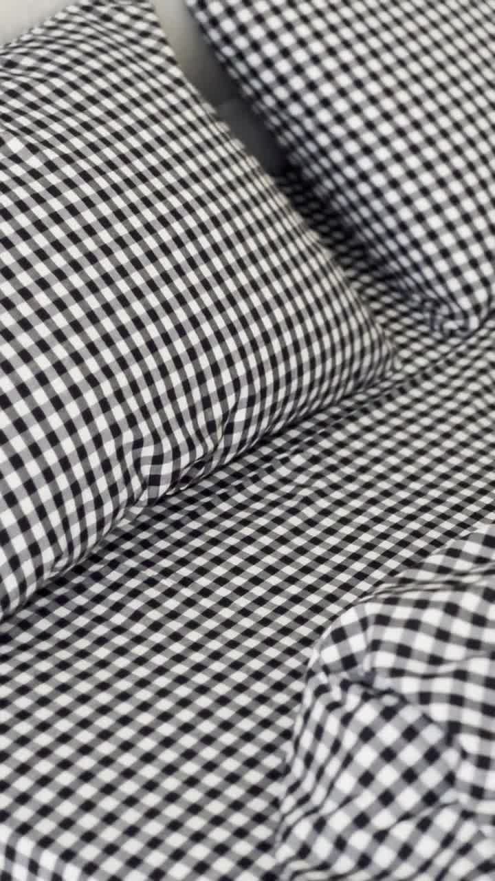 Checkered Duvet Cover Set – Soft Cotton/Viscose Blend, Moisture-Wicking, Classic Plaid, Queen/King Sizes