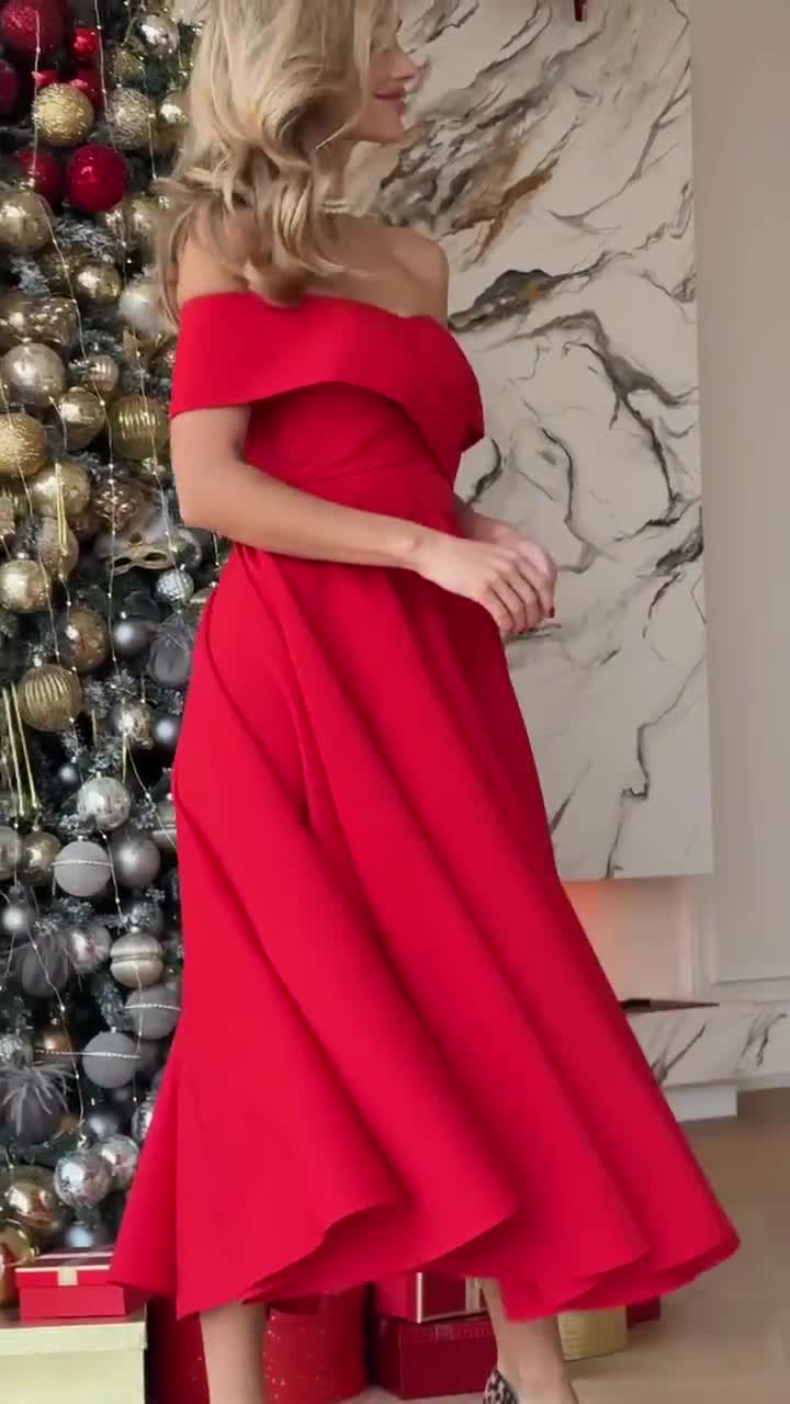 Haut Max Studio Rouge à épaules Dénudées Taille XS - Style Floral, Neuf Sans étiquettes