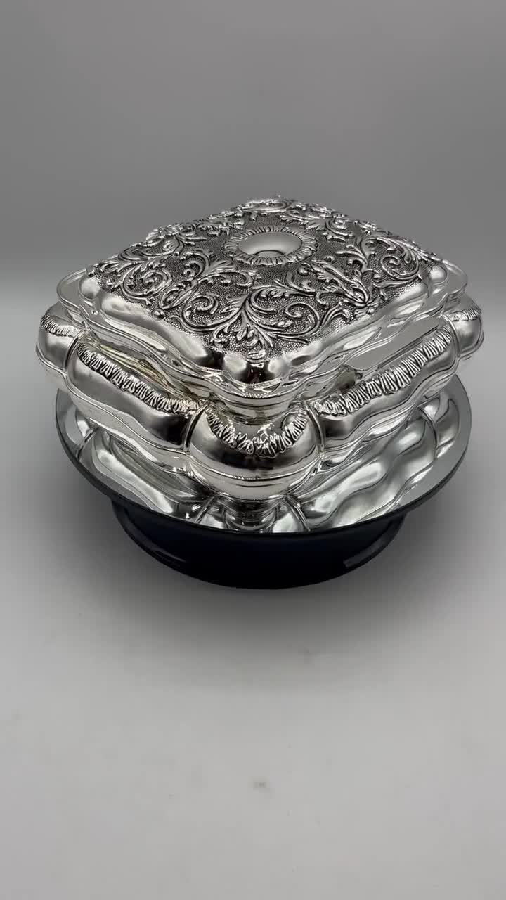 イタリア・銀器　ヴィンテージ ダイス型シルバーボックス 1950s アンティークシルバーの装飾・歴史 紹介 アンティークショップMALTO