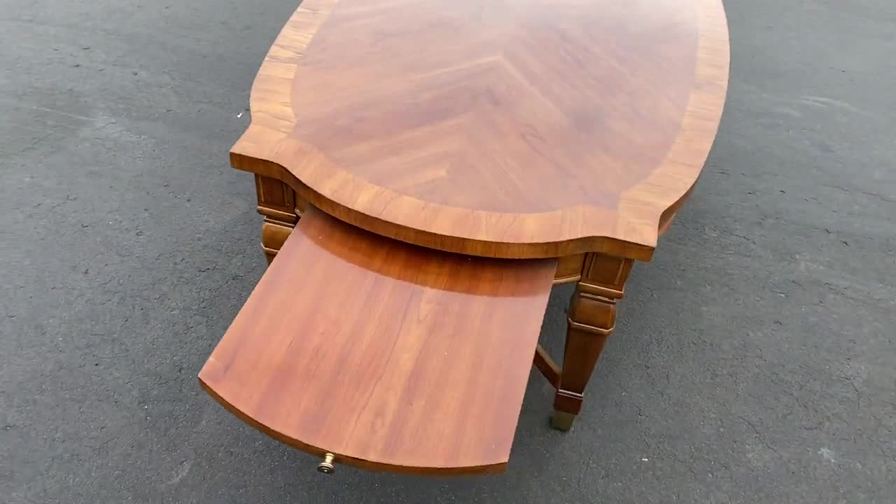 Vintage Rare Drexel Heritage Coffee Table With Pull Out Tablets