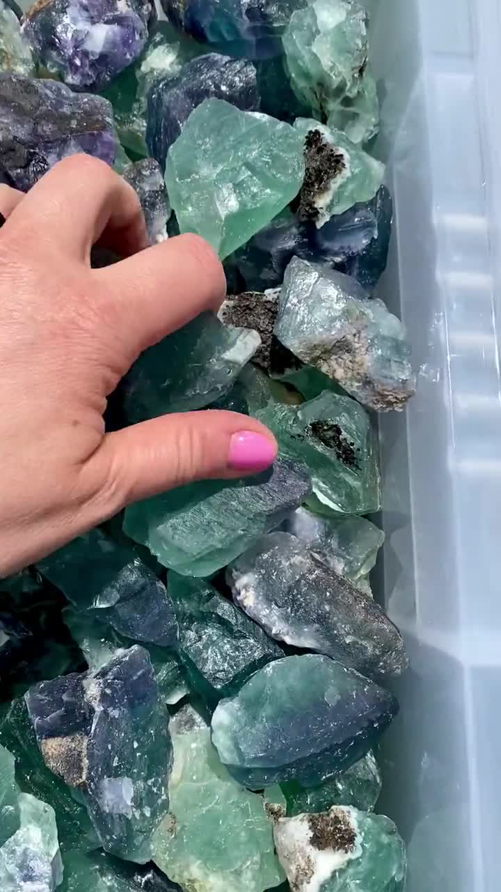 原石の蛍石クリスタル (0.5 インチ - 3.5 インチ) - メキシコ産