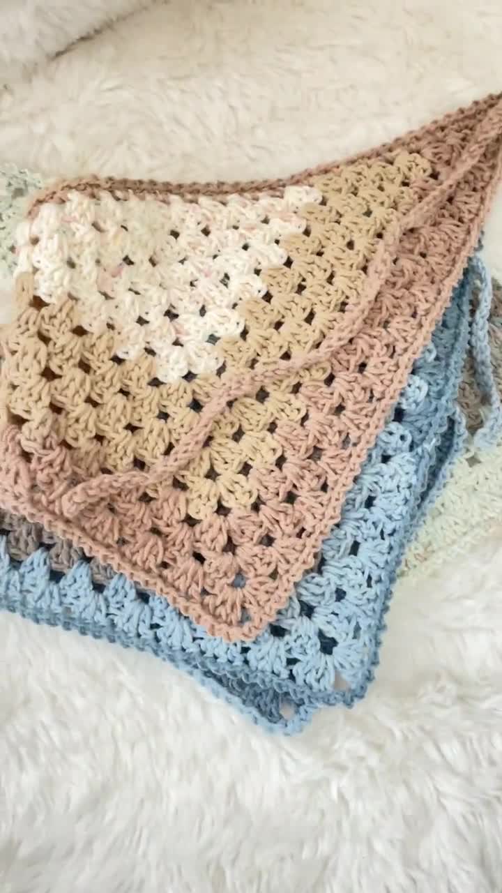 17x9" Medium Crochet Adult Cotton Hair Bandana with ties. video poster