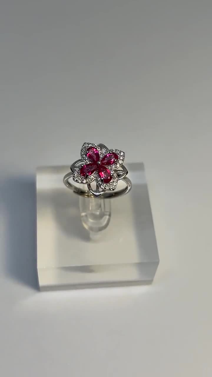 ピンクトパーズ宝石フラワーデザインスピナーリング - 925スターリング