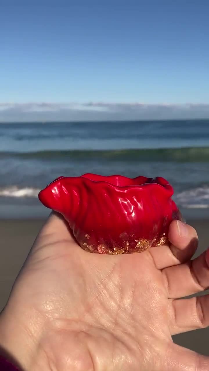 赤色貝殻型置物 約8cm x 7cm Crab 6 Hole Ocarina – STL Ocarina