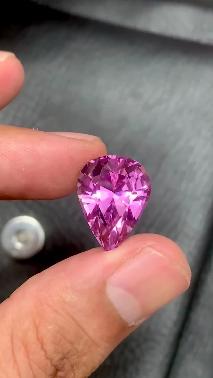 ピンクチャロアイト モリオン宝石カット ピンクチャロアイト モリオン宝石カット スギライトちび貔貅×ピンク