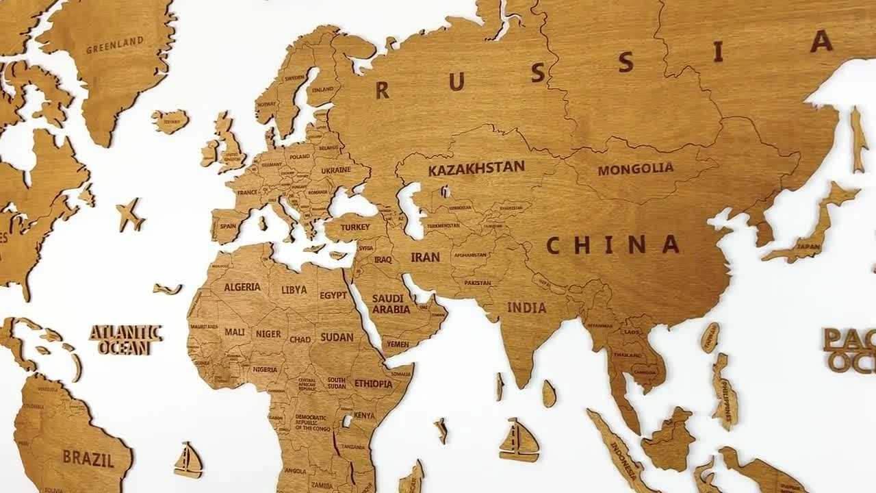 Mappa del mondo in legno, decorazione della parete, regalo di anniversario  per marito, mappa rustica in