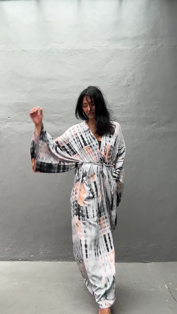 Amazon.com: GREUS Womens Japanese Sakura Kimono Robe Silk