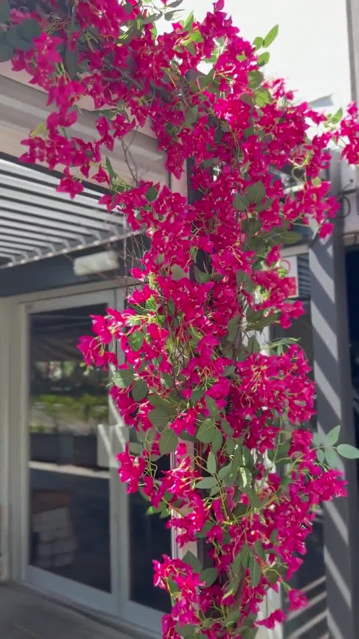 ピンクのブーゲンビリアのアーチ - 人工ブーゲンビリアのガーランド