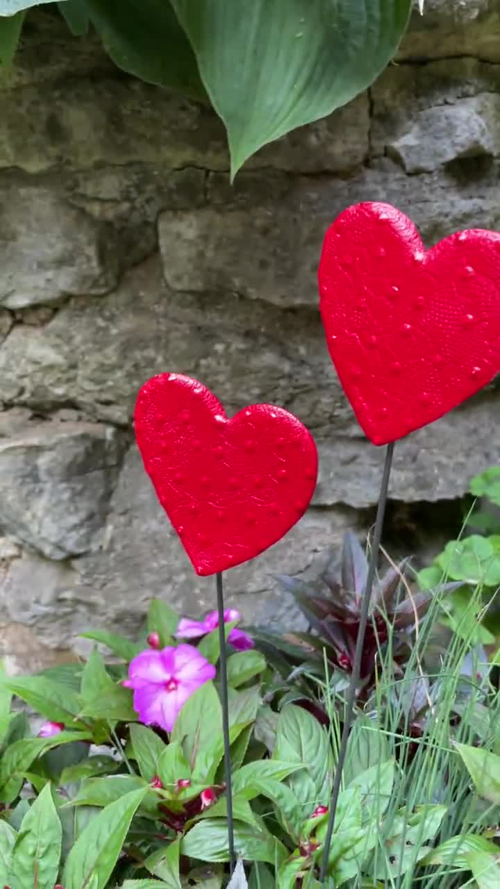 Set of Two 3 Inch Red Heart Garden Stakes,lover's Gift,heart Plant