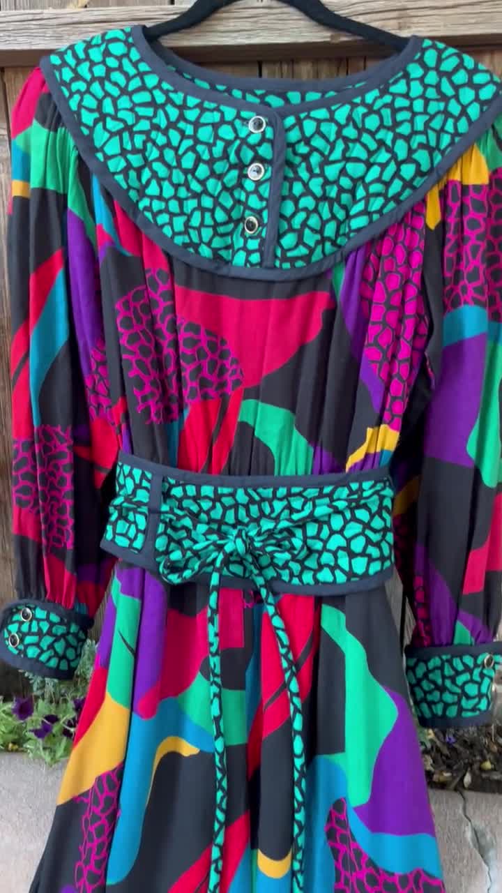 Jeanne Marc】 | Riyad vintage shop