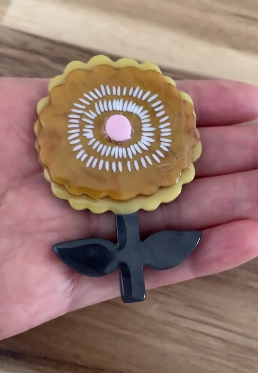 MAX MARA クレポンフラワーブローチ Weekend Max Mara Brown Flower Resin Brooch Tallero Pin NWOT