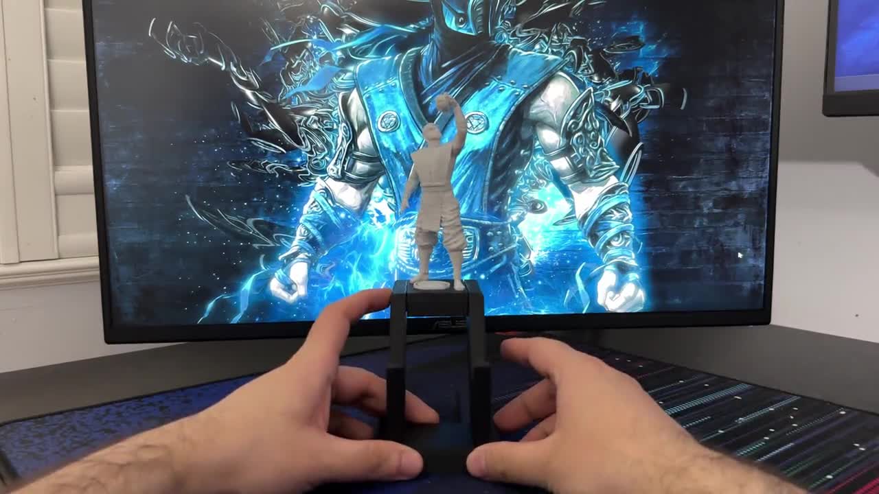 Podstawka pod kontroler Subzero video poster