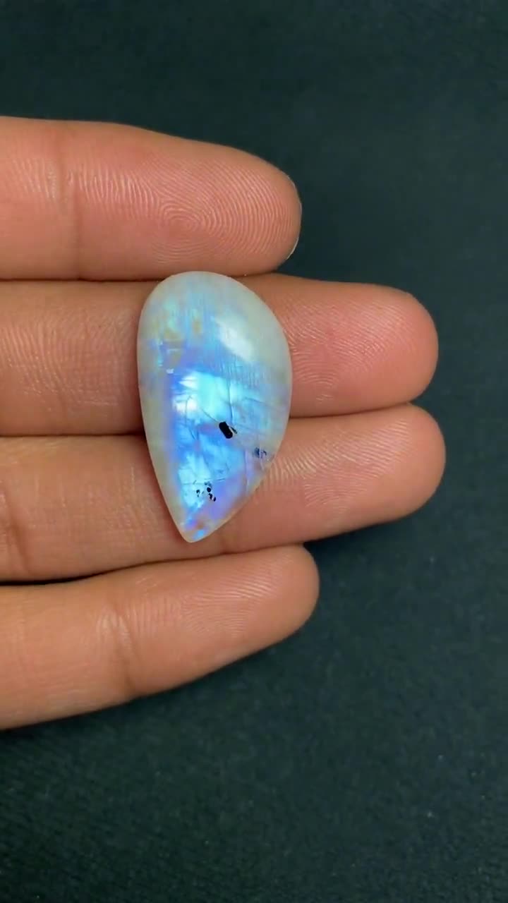 14 inches - AAAA High Quality Rainbow Moonstone Smooth Polished Cushion shape Briolettes Blue strong newest Fire size - 5x7 - 9x11.5 mm - 41 pcs