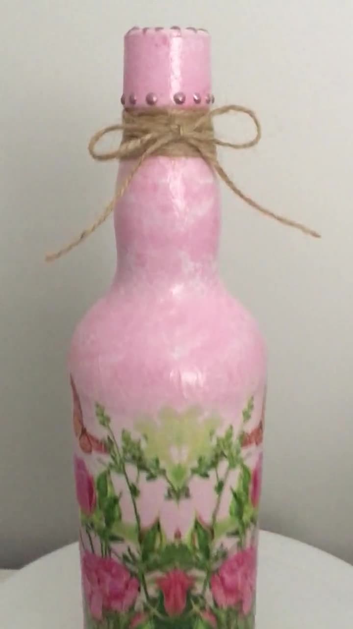 DIY Vase Using Crystal Head Vodka Bottle - Pink Little NotebookPink Little  Notebook
