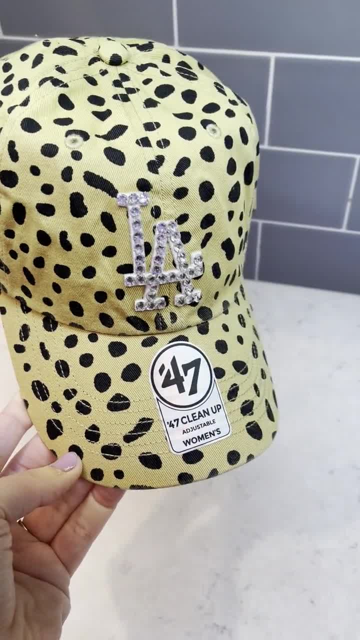 Women's New York Yankees '47 Tan Cheetah Clean Up Adjustable Hat