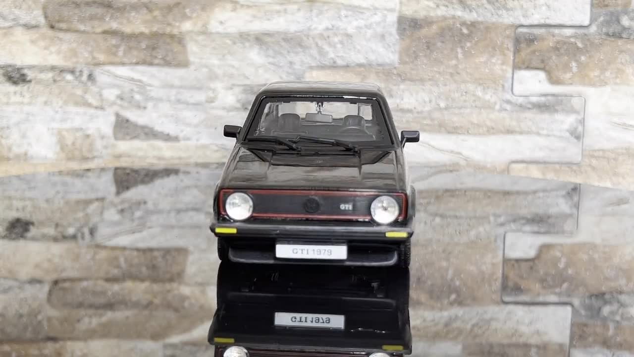 フォルクスワーゲン ゴルフ Mk1 GTİ 1979 | ヴィンテージ モデルカー