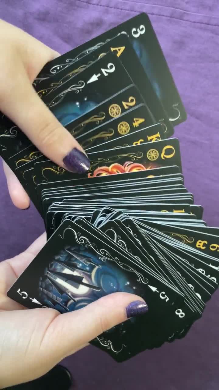 VOID トランプデッキ | 54枚入り、ポーカーサイズ、Hollow Knight に