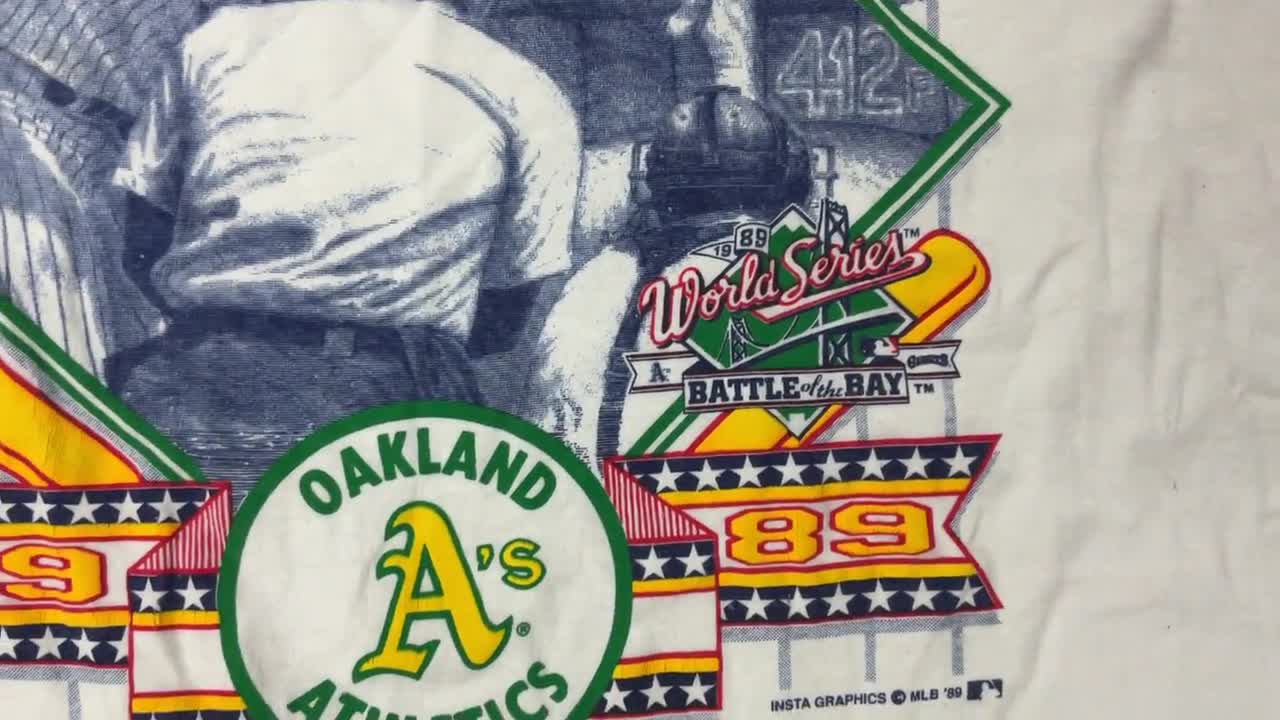 Vintage 80s 1989 Battle of the Bay Oakland Athletics T-Shirt MLB Baseball  World Series Champions Size L
