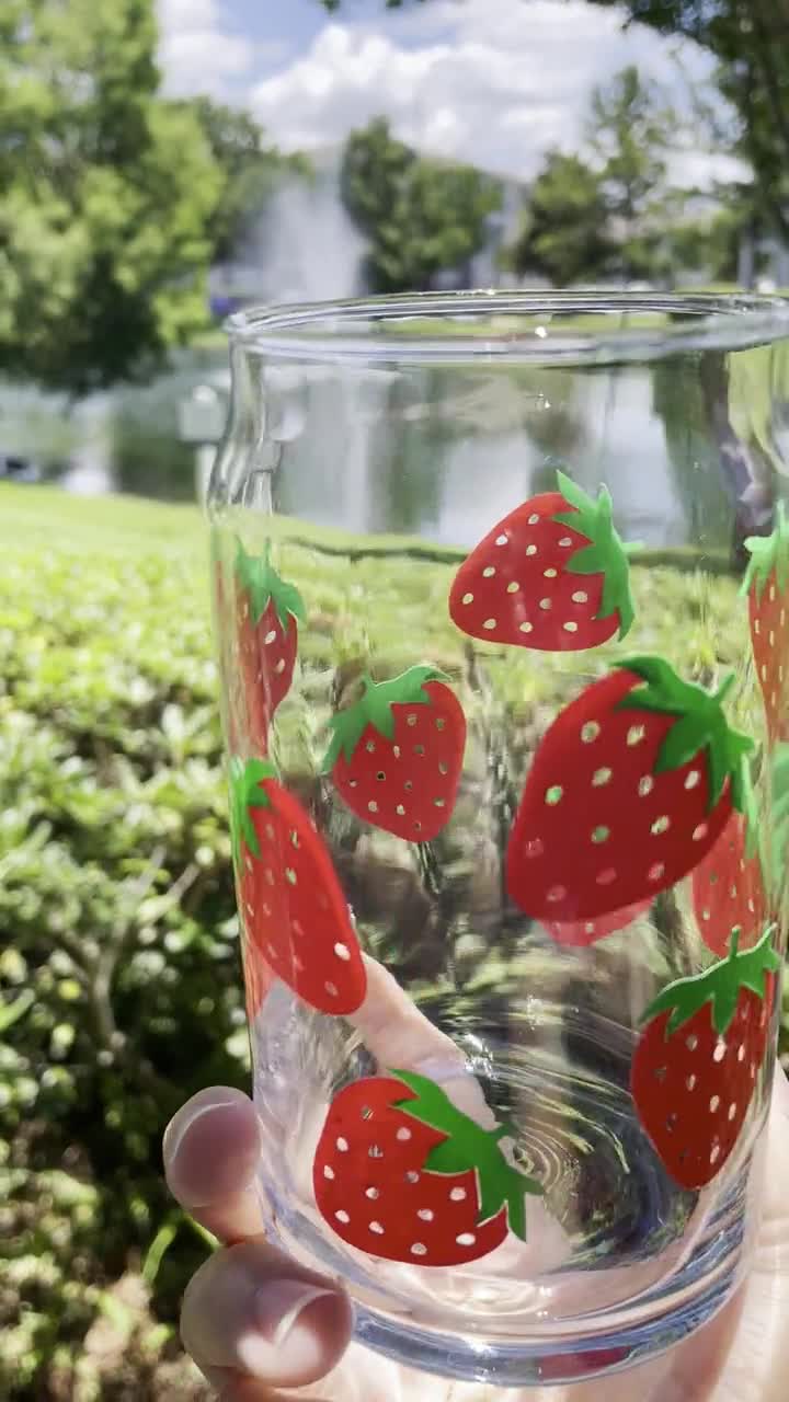 Strawberry Fruit Glass Cup, Strawberry Cup, Fruit Glass Cup, Libbey Cup Red  Strawberry Cup, Bamboo Lid & Straw 16oz. 