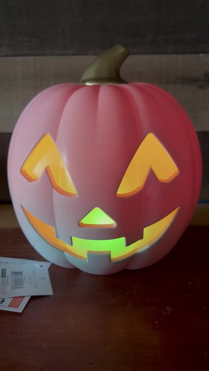 Halloween Bullseye Jack -O- Lantern Pumpkin pink blue Ombre Color
