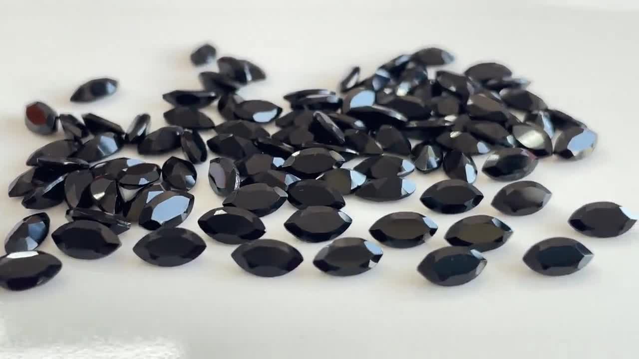 天然ブラックスピネル 3 x 6 mm マーキス ファセットカット AAA品質